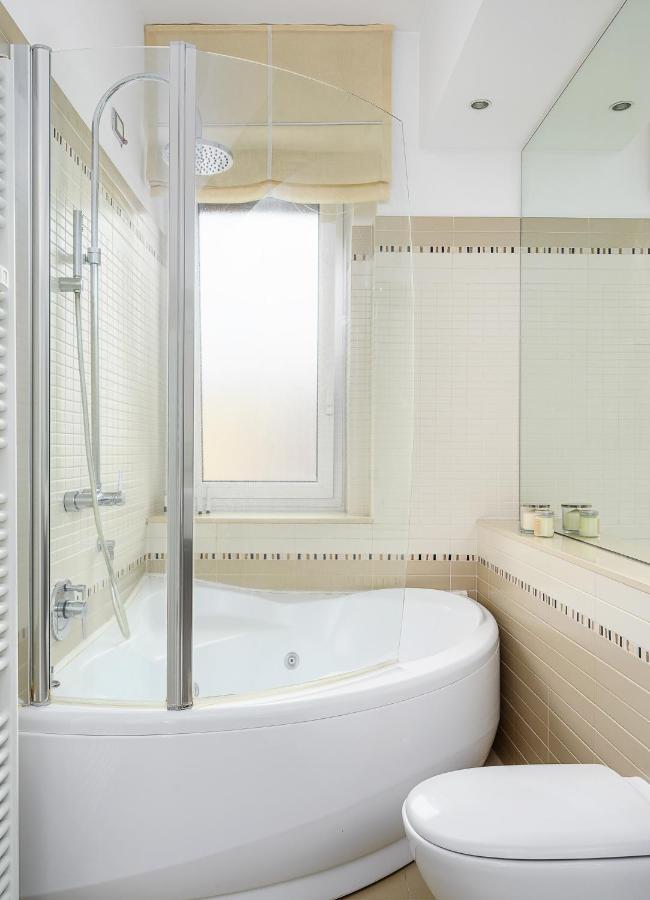Stylish Condo Garibaldi Sempione 85M2 - Self Check-In Мілан Екстер'єр фото